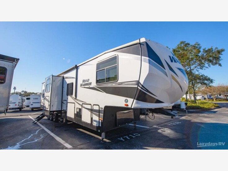 Thumbnail Photo undefined for 2019 Heartland Road Warrior